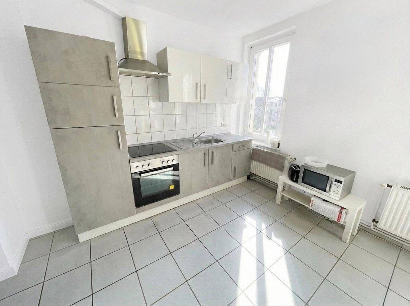 Schöne helle 3,5-Zimmer-Wohnung mit neuem Badezimmer in der Martinistraße - WG-geeignet – Osnabrück – Vorschaubild 2