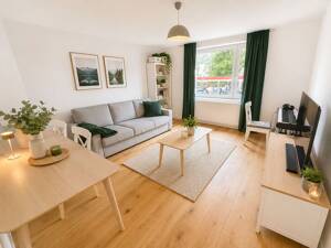 Neuwertige, hochwertig möblierte 60 m² Wohnung nahe dem Aachener Ponttor
