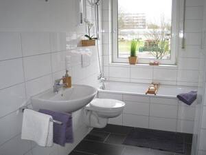 Hier fühlen Sie sich wohl: individuelle 2-Zimmer-Wohnung – 53117 Bonn – Vorschaubild 2