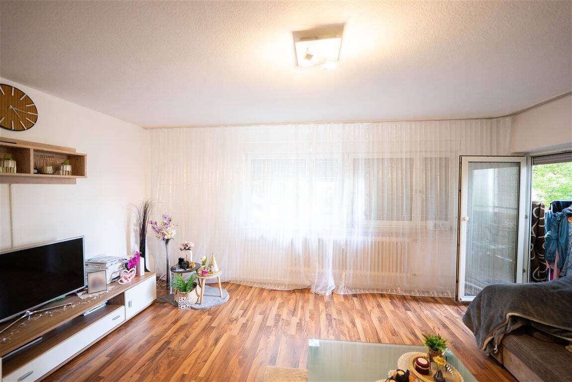 Lichtdurchflutete 4-Zimmer-Stadtwohnung in ruhiger Lage - Ulm Mitte, mit Erbbaurecht – Ulm – Vorschaubild 4