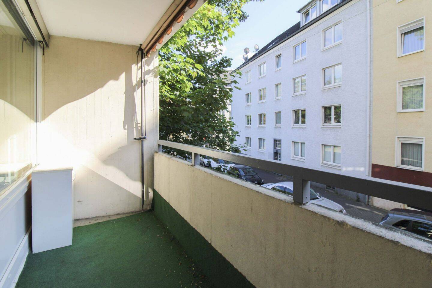 Charmante 2-Zimmer-Wohnung mit Loggia in Citylage – Wuppertal – Vorschaubild 2