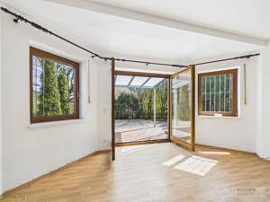 Stilvolle 3-Zimmer-Wohnung mit großzügiger Terrasse und lichtdurchflutetem Wohnkonzept – 91320 Ebermannstadt – Vorschaubild 2