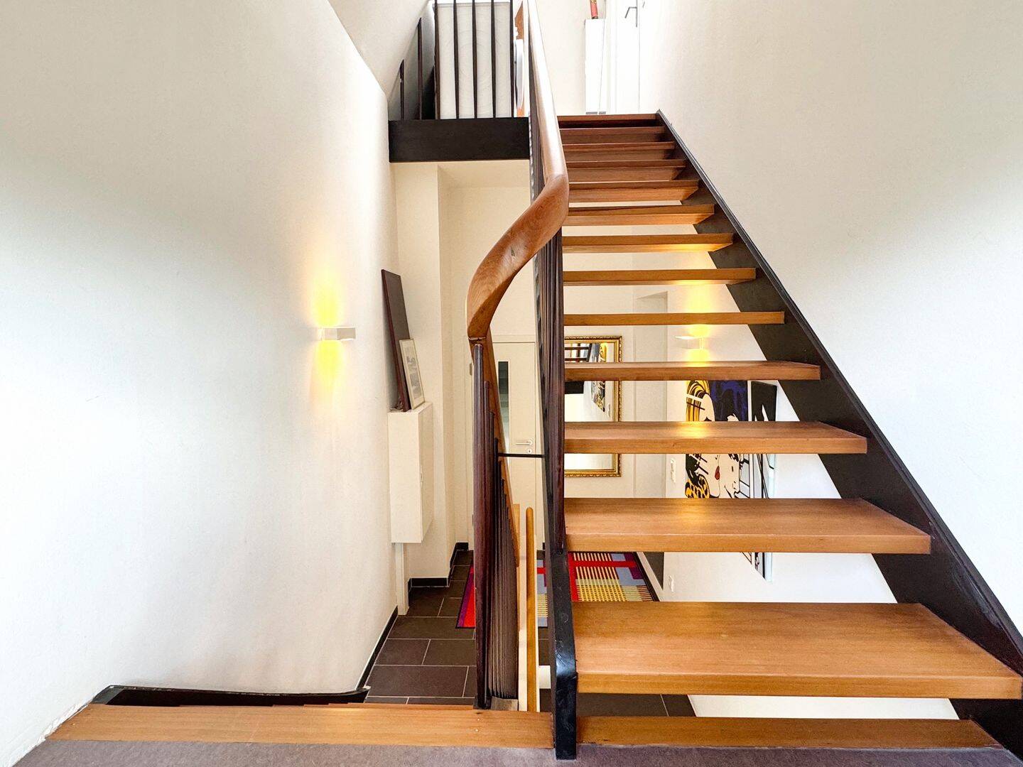 Villa in Toplage nahe der Elbe - flexibel nutzbar und familienfreundlich – Hamburg – Vorschaubild 5