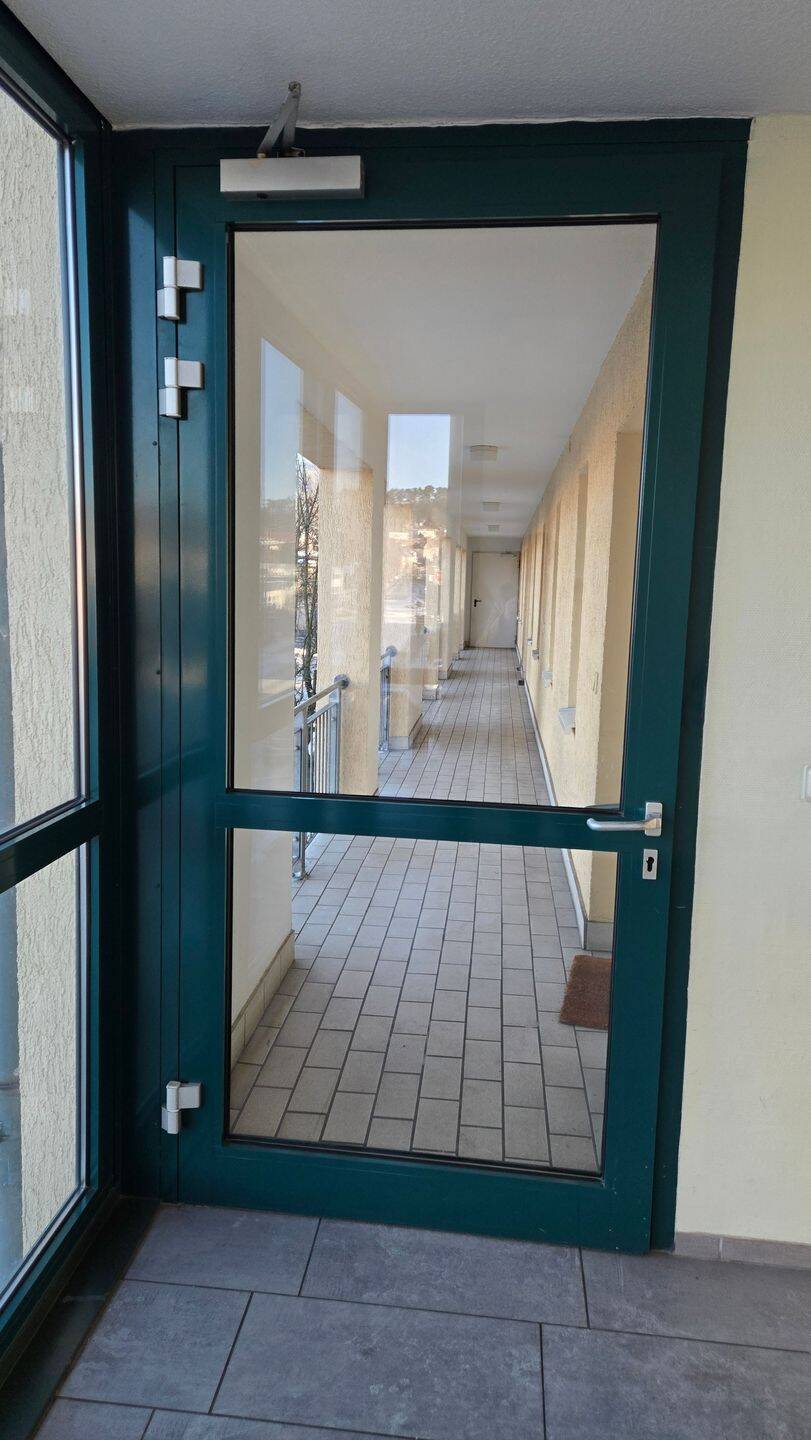 Schöne 2-Raum-Wohnung mit Balkon und TG in Eisenach zu vermieten – Eisenach – Vorschaubild 2
