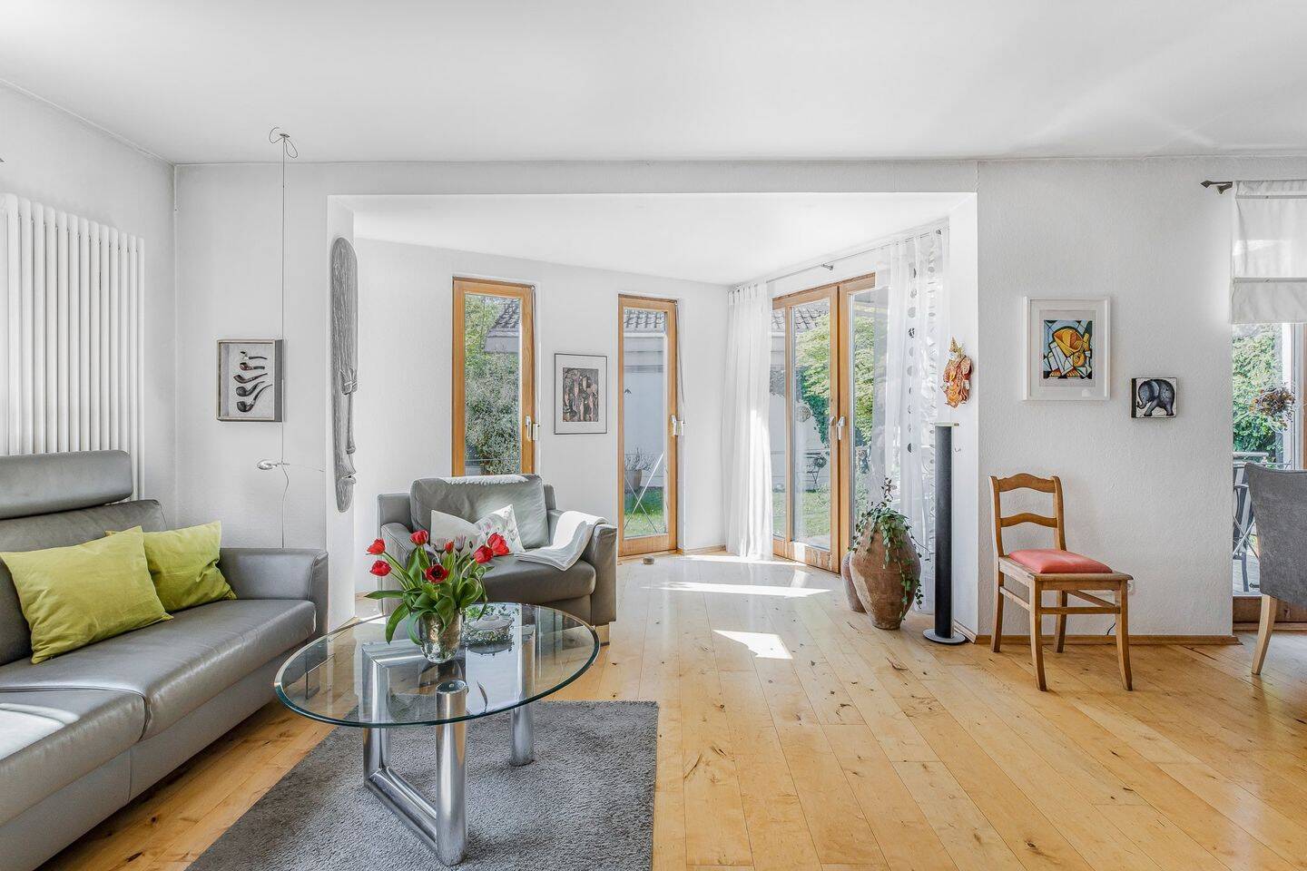 Charmantes Ein-/Zweifamilienhaus mit Gartenoase – München – Vorschaubild 2
