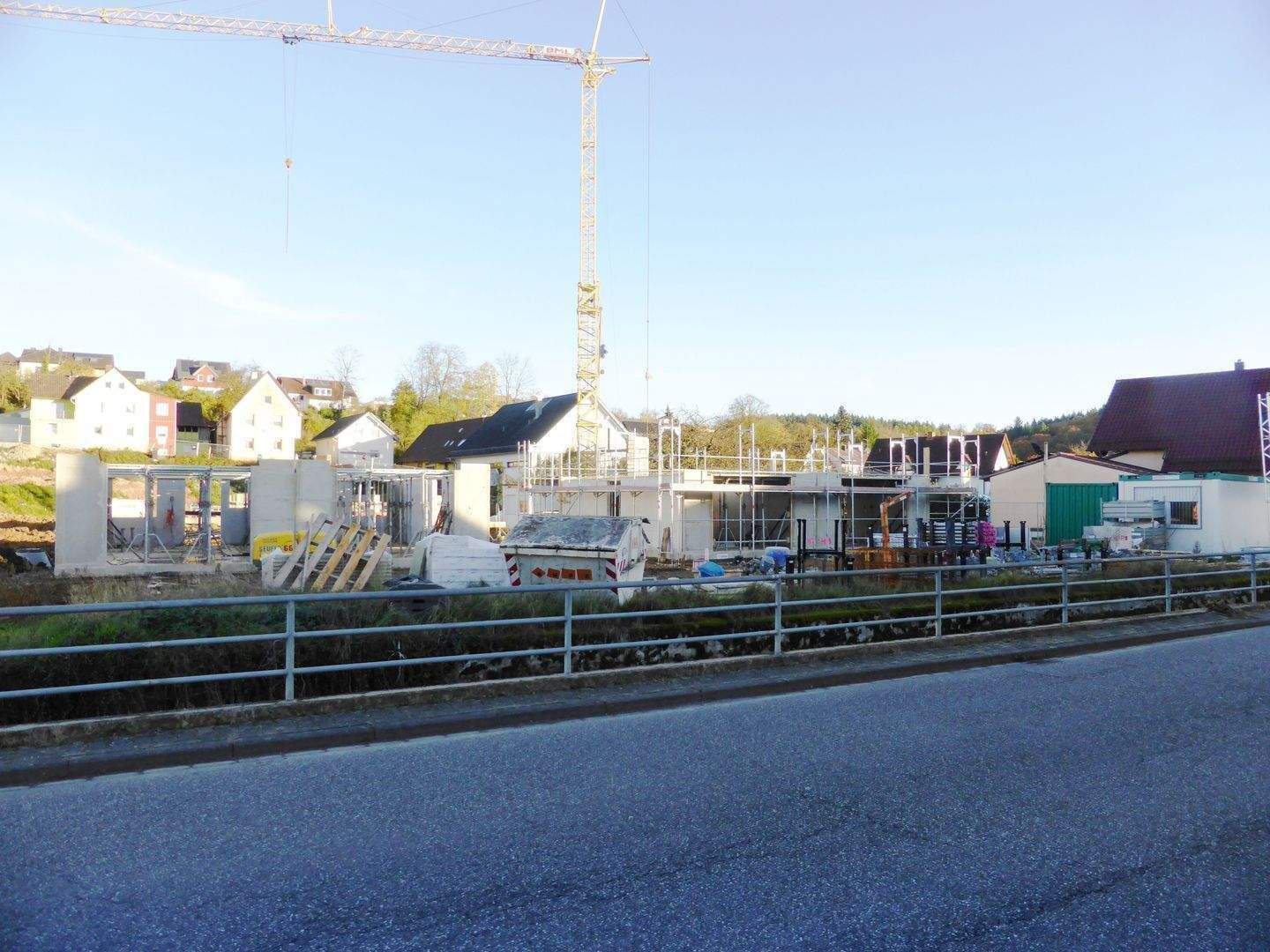 FAMILIENWOHNPARK MÜHLENGARTEN * Bretten-Stadtteil * Umweltbewusste Doppelhaushälften * inkl. KFWG-Q-Standard * – Bretten – Vorschaubild 3