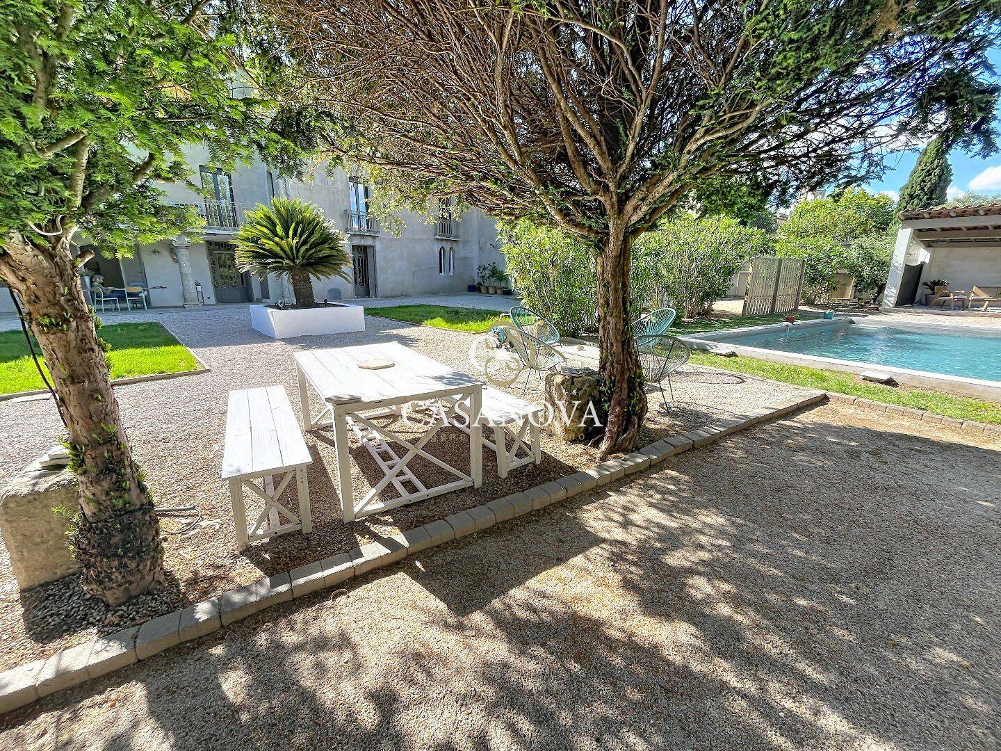 Maison 13 pièces 350 m² · à Gignac · 350 m² · 728 000 €