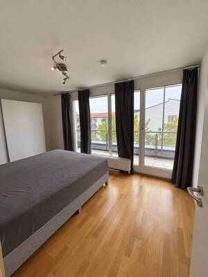 3 Zimmer mit Dachterrasse - Willkommen in Ihrem neuen Zuhause hoch über den Dächern Münchens! – 81476 München – Vorschaubild 2