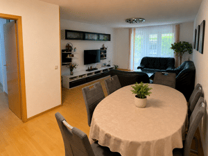 3-Zimmer-Erdgeschosswohnung mit Terrasse, Gartenbereich und Tiefgaragenstellplatz in Stuttgart-Bad Cannstatt – 70374 Stuttgart – Vorschaubild 5