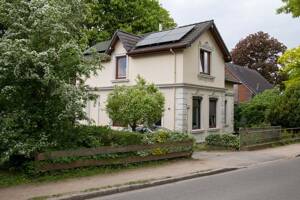 Haus kaufen in Hamburg | Charmante Kapitänsvilla in Neuengamme | Wohnen mit Büroanteil
