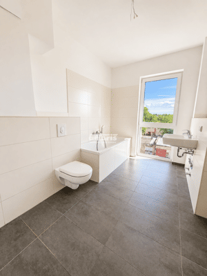 antaris Immobilien GmbH **Ihr neues Zuhause: Stilvolle 5-Raum-Wohnung mit Wow-Faktor** – 99085 Erfurt – Vorschaubild 9