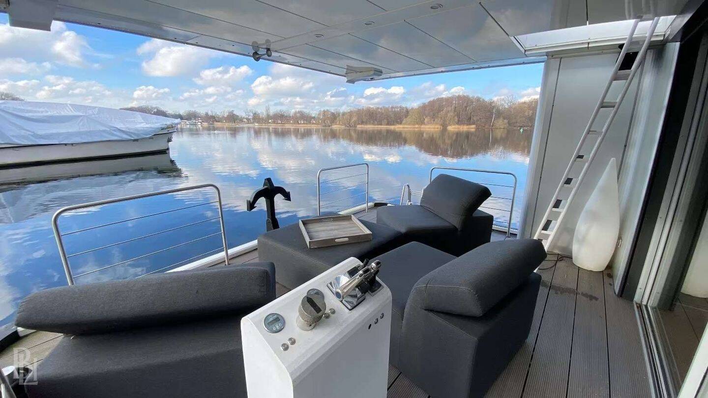 Exklusives Hausboot in hochwertiger Ausführung - 3 attraktive Liegeplatzoptionen in/um Berlin – Berlin – Vorschaubild 5