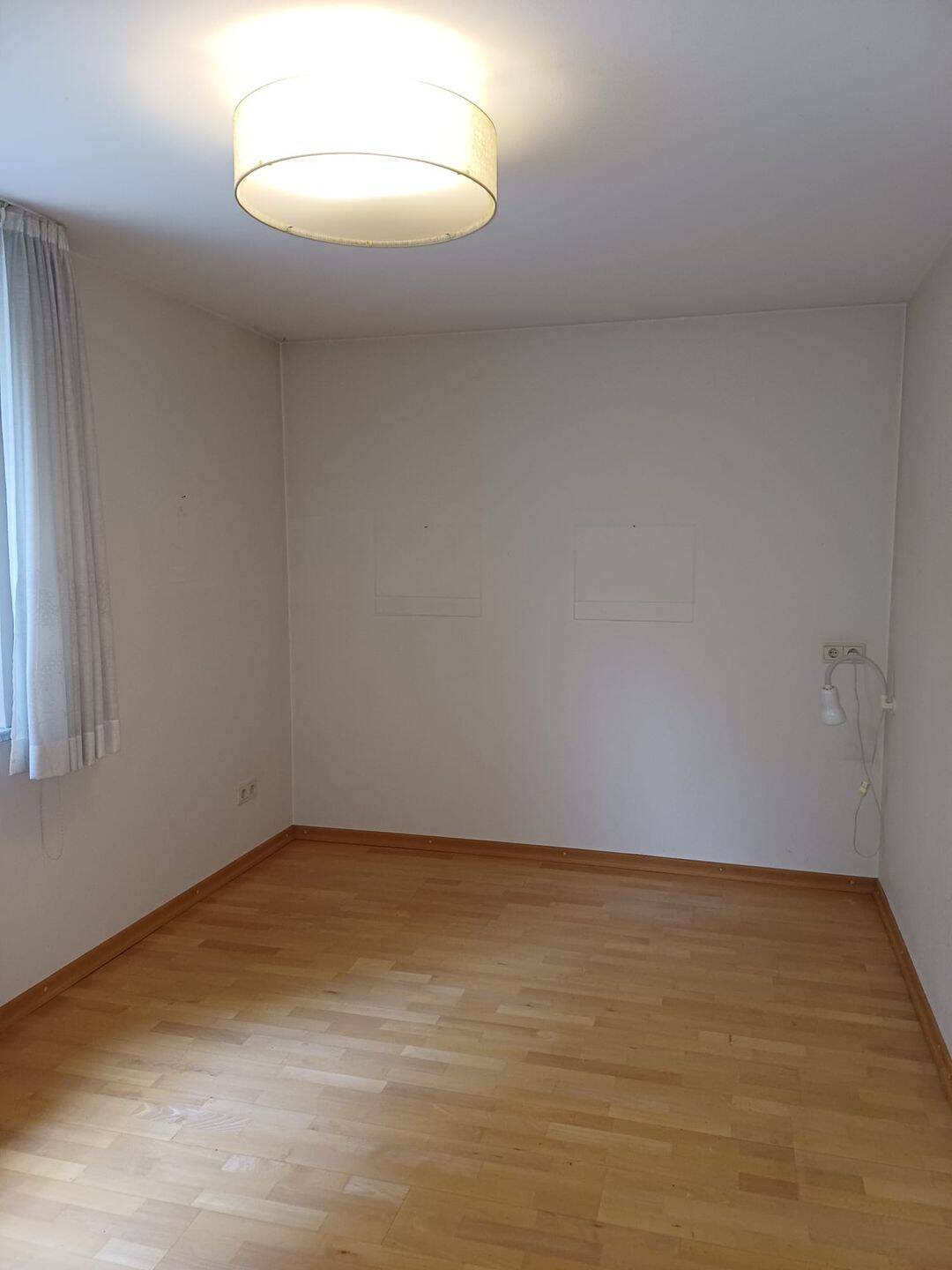 HH-Marienthal: Sonniges und großzügiges Wohnen mit Kamin über 2 Ebenen + TG-Stellplatz – Hamburg – Vorschaubild 4