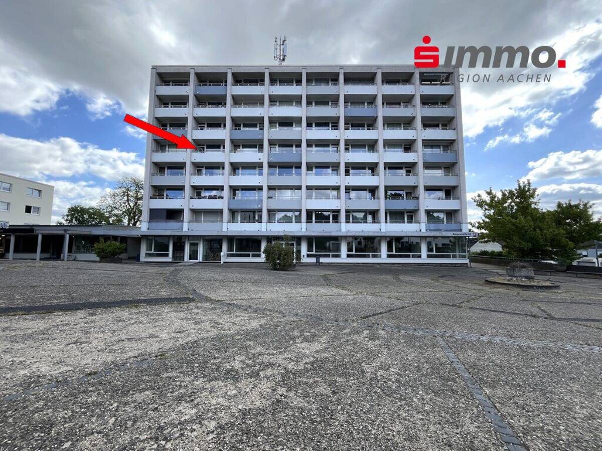 Geräumige 1-Zimmer-Eigentumswohnung mit Balkon und Aufzug in Aachen-Burtscheid nahe FH – 52066 Aachen – Bild 1 von 8