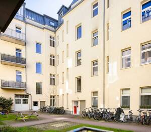 1-Zimmer-Altbauwohnung mit Balkon im modernisierten Altbau - provisionsfrei in Weißensee! – 13088 Berlin – Vorschaubild 7