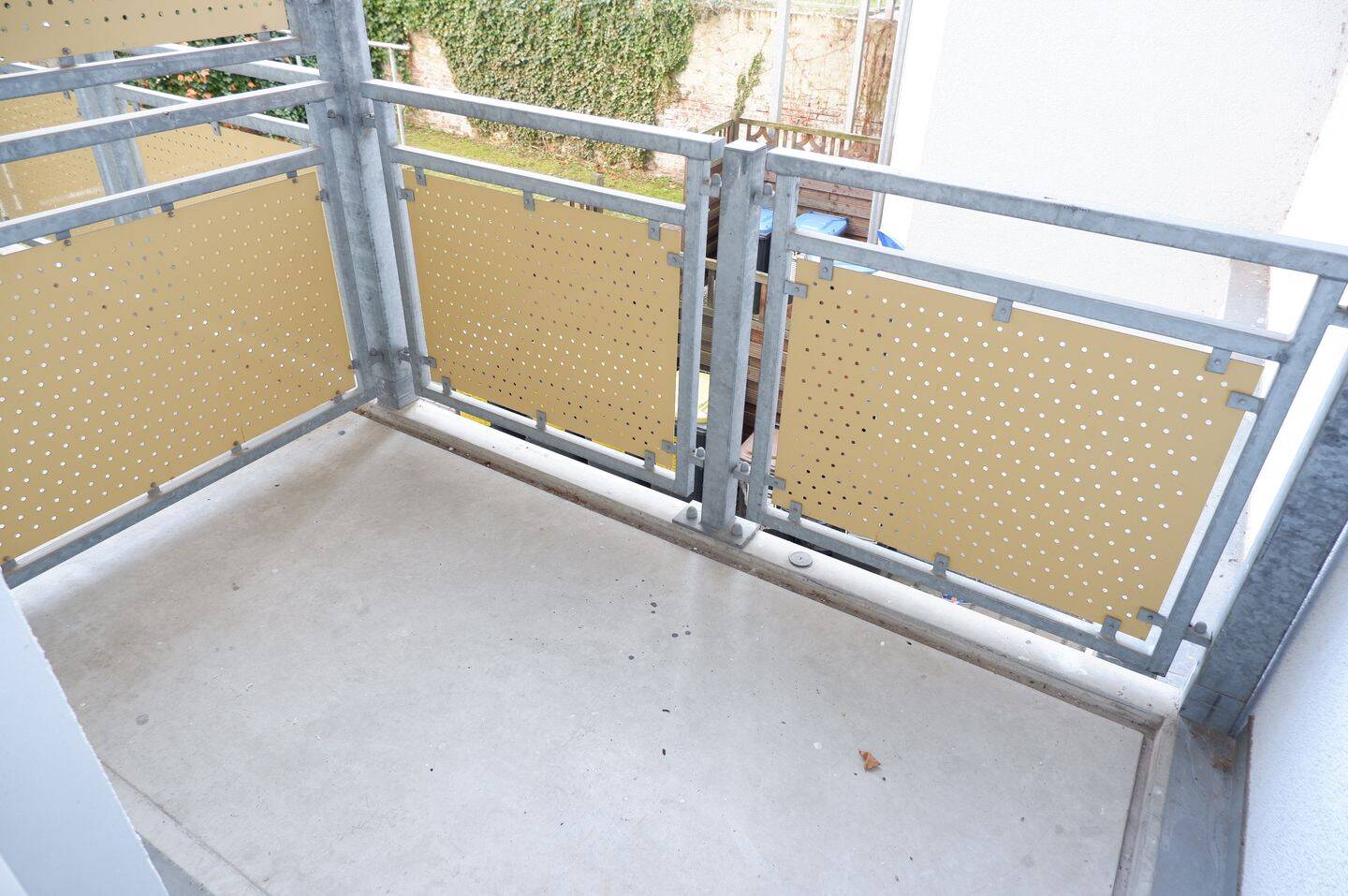 Frei ab 1.8.26 + Balkon an der Küche + Bad mit Wanne – Chemnitz – Vorschaubild 3