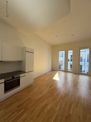 Moderne 3-Raum-Wohnung mit Einbauküche und Balkon direkt im Zentrum - Maisonette