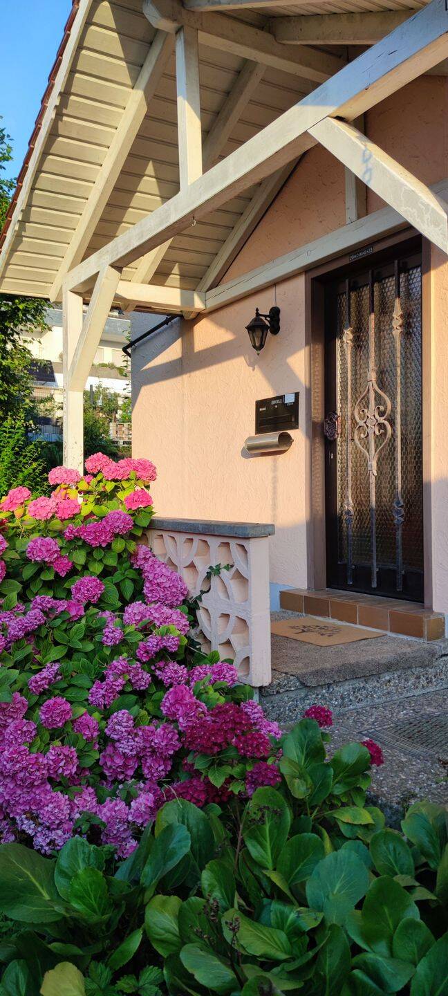Freistehendes Zweifamilienhaus mit großem Garten, Terrasse, optional ausgebautes DG – ideal für Familie/Mehrgeneration oder Wohnen + Homeoffice – Tettnang – Vorschaubild 9