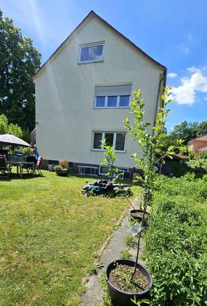 Hauptstadtmakler-Dreifamilienhaus mit bezugsfreier Wohnung in Top-Lage – 13509 Berlin – Vorschaubild 2