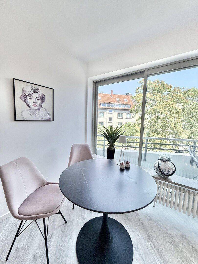 D-Derendorf: Bezugsfreie 2 Zimmer mit Loggia & Aufzug * komplett eingerichtet * Energieklasse D – Düsseldorf – Vorschaubild 6