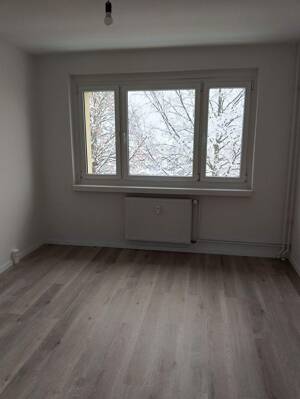 Schöne 3-Zimmer-Wohnung mit Balkon in Görlitz (Weinhübel) – 2827 Görlitz – Vorschaubild 3
