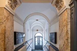 Stilvolles Gründerzeit-Investment, Vorderhaus, Balkon, Friedenau, Wohnung saniert – 12161 Berlin – Vorschaubild 2