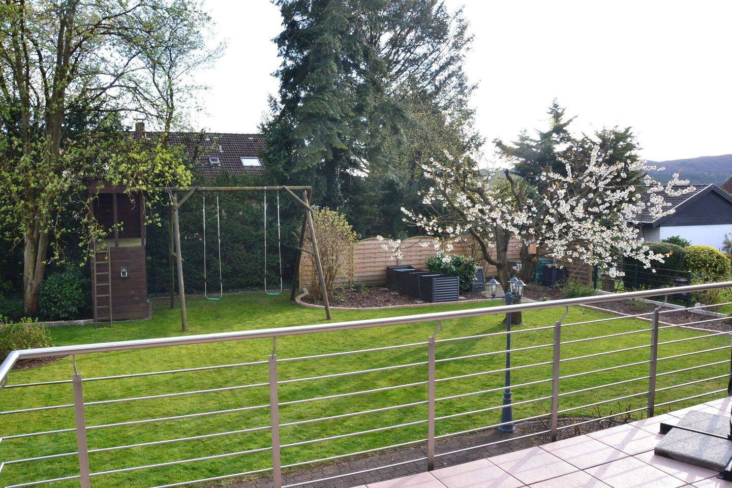 Familienfreundliches 7-Zimmer-Haus mit Modernisierungen in Detmold – Detmold – Vorschaubild 9