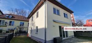 IMMOBERLIN.DE - Wohlfühllage! Zeitgemäßes Energieeffizienz-Einfamilienhaus bei der Havel – 13595 Berlin – Vorschaubild 2