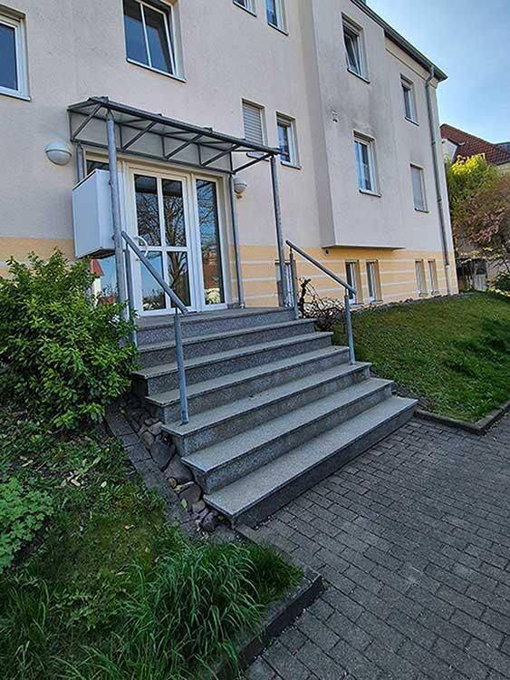 Grüne Stadtrandlage, Weitblick, Dachgeschoss, Balkon, Wanne, Dusche ... – Dresden – Vorschaubild 9