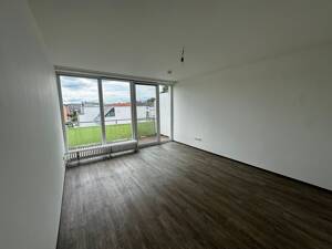 Helle 2-Zimmer-Wohnung mit Balkon, moderner Einbauküche und Aufzug in München-Moosach – 80992 München – Vorschaubild 7