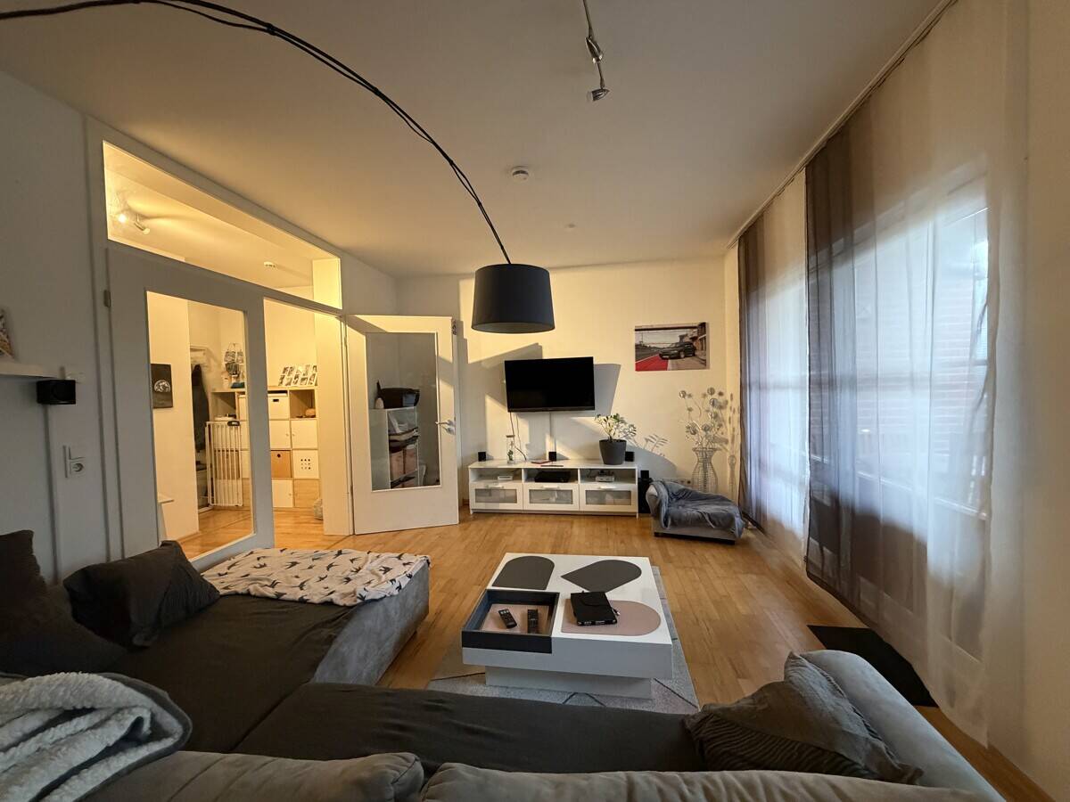 Attraktive Erdgeschosswohnung mit Terrasse in gepflegtem Mehrfamilienhaus - solide Kapitalanlage – Berlin – Vorschaubild 4