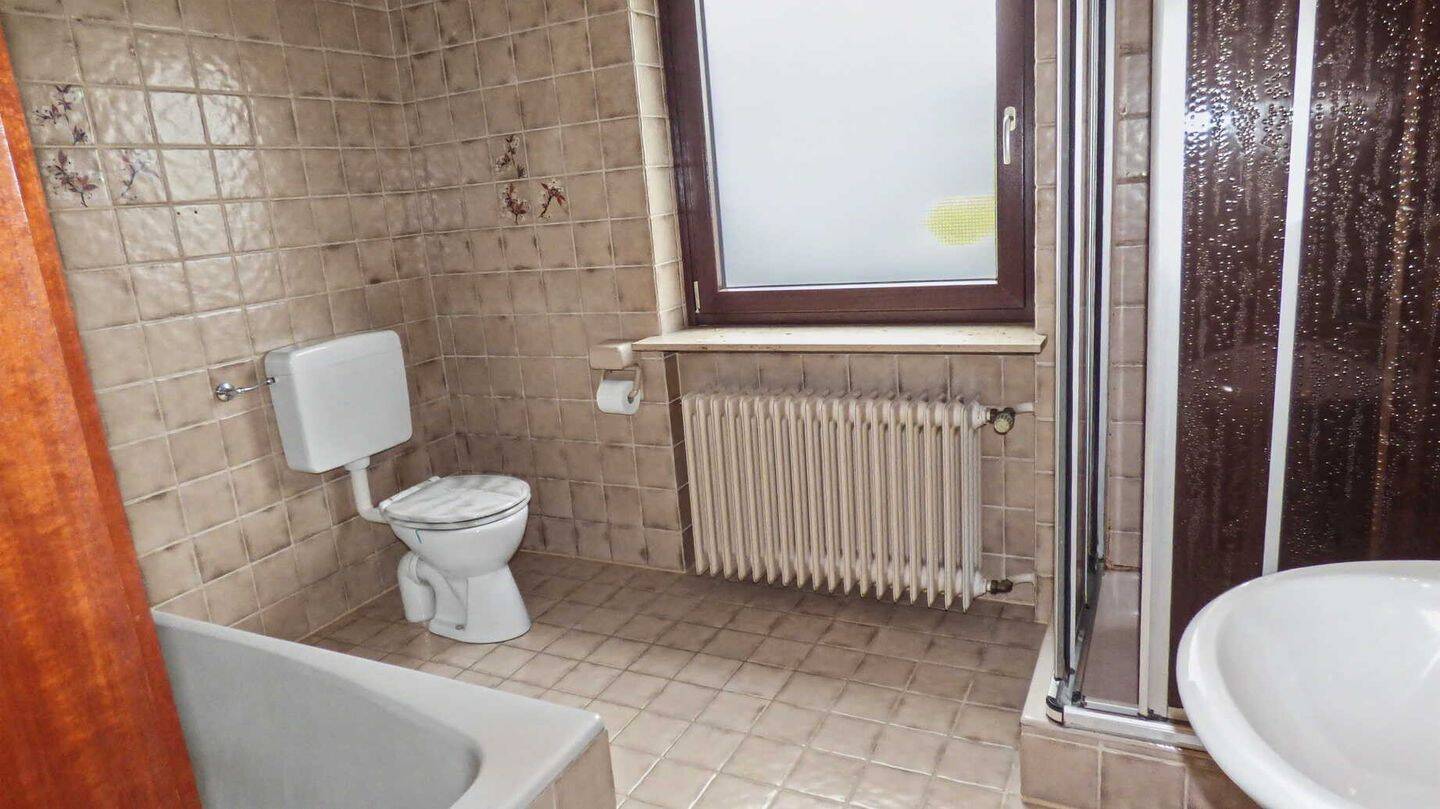 Reihenmittelhaus mit Garage – Feuchtwangen – Vorschaubild 8