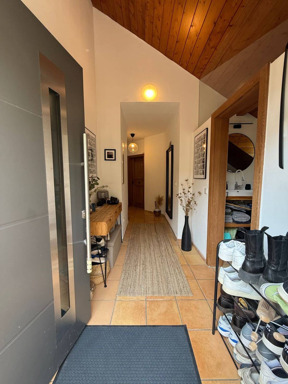 Lichtdurchflutete Wohnung in Top Lage in Koblenz-Moselweiß – 56073 Koblenz – Bild 1 von 8