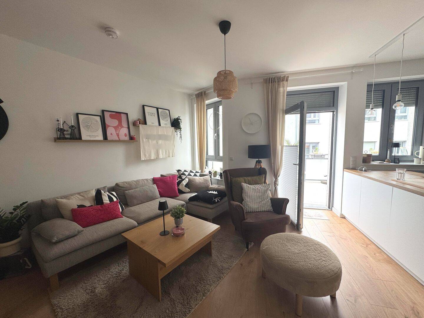 Großzügige 3-Raum-Maisonette mit zwei Bädern und hochwertiger Ausstattung – Magdeburg – Vorschaubild 4