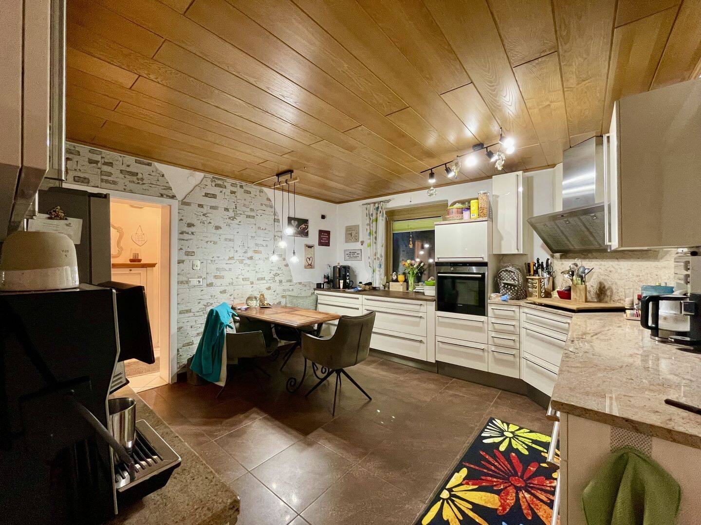 Naturnah wohnen mit Platz für Familie und Homeoffice – Hemau – Bild 1 von 9