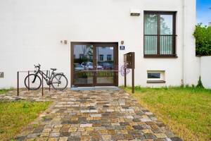 Exklusive 2-Zimmer Wohnung mit EBK, Terrasse, Garten und Doppel-TG-Stellplatz am Donaustrand! – 93059 Regensburg – Vorschaubild 5