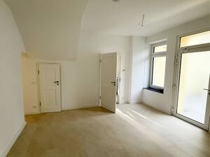Helle Terrassenwohnung im Herzen von Rissen - Frisch saniert! – 22559 Hamburg – Vorschaubild 5