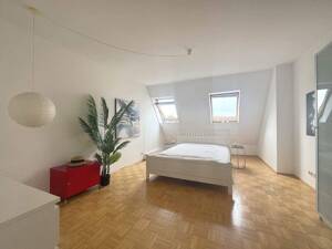 SEHR HELLE, GEPFLEGTE DG-WHG. IM 5.OG-WEITBLICK, WANNENBAD M. FENSTER RUHIG IM AFRIKASISCHES VIERTEL – 13351 Berlin – Vorschaubild 9