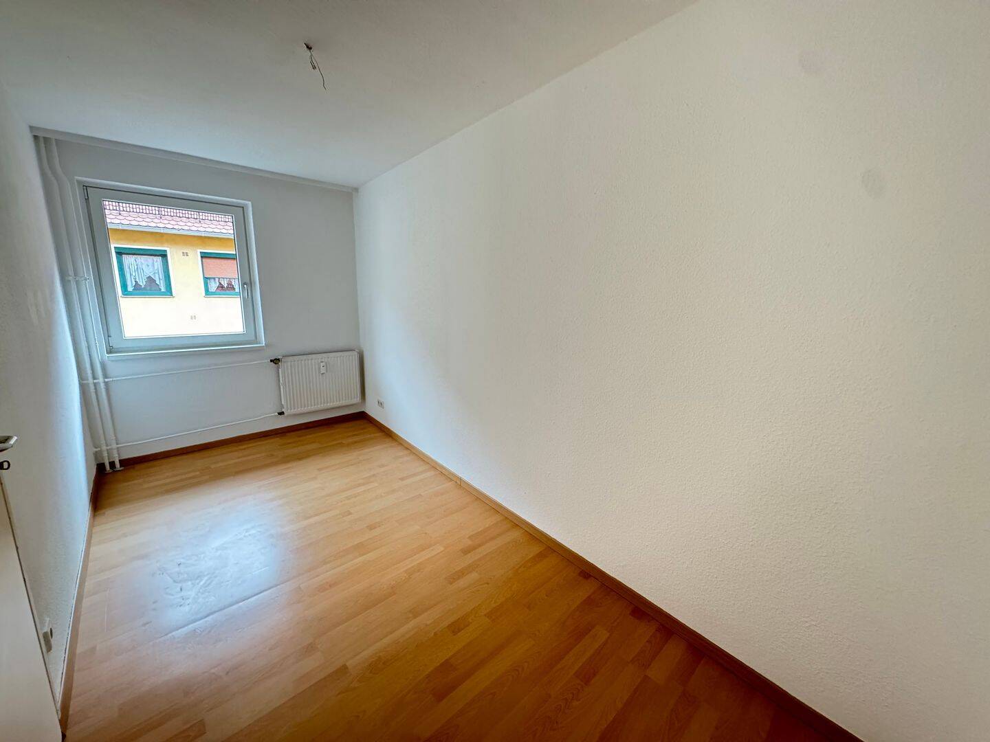 Helle 3-Zimmer-Wohnung mit Balkon in begehrter Lage zu vermieten – Nürnberg – Vorschaubild 2