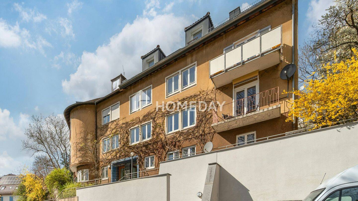 Einzigartig wohnen in Bestlage - Künstlerwohnung mit großem Garten und Potenzial - sofort verfügbar