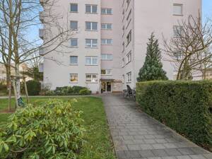 Attraktive, vermietete 2,5 Zimmerwohnung mit Stellplatz und Loggia in zentraler Lage von Darmstadt – 64287 Darmstadt – Vorschaubild 2