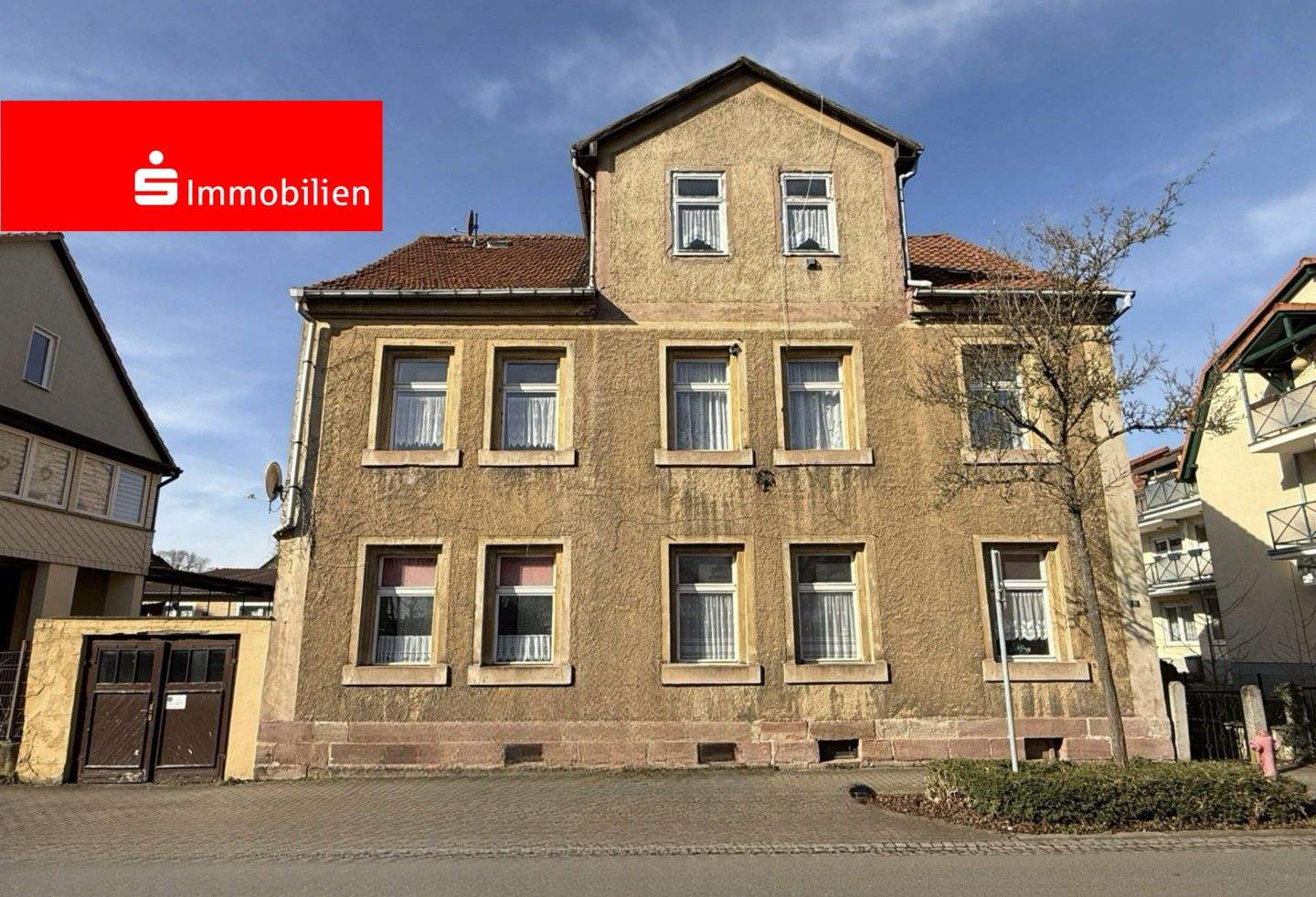 Mehrfamilienhaus mit Potenzial in Zentrumsnähe – Sondershausen – Bild 1 von 9
