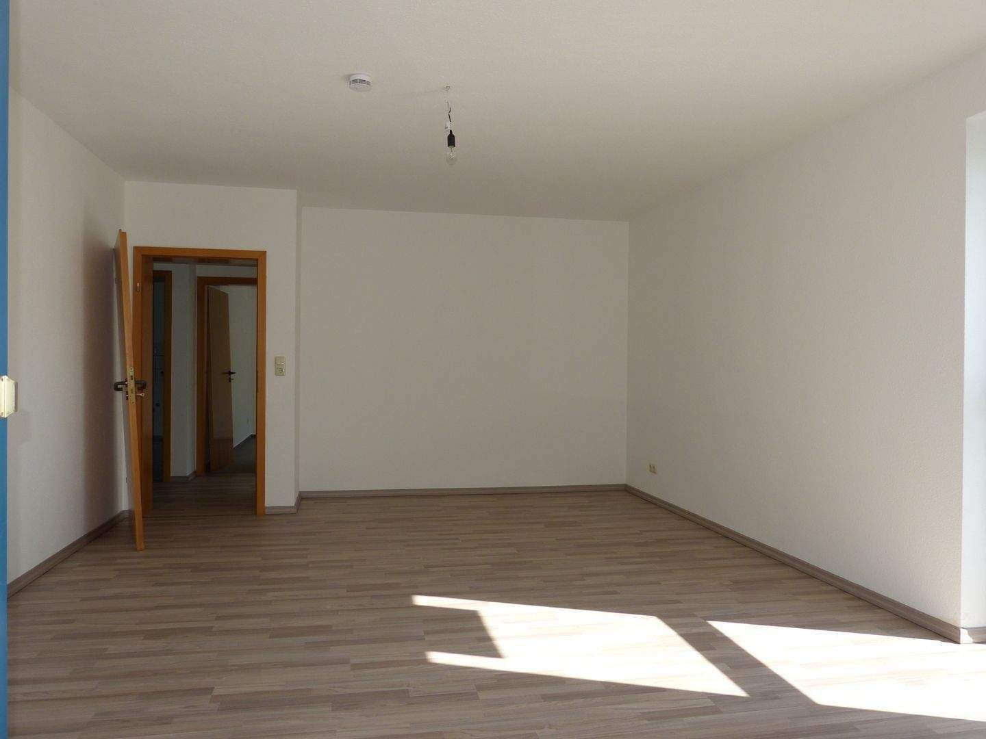 GUTE LAGE!!! Attraktive ETW mit Terrasse und Pkw- Stellplatz – Niederaula – Vorschaubild 8