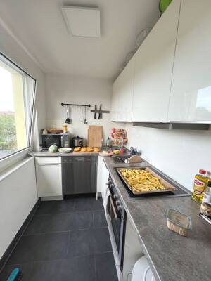 3 -Zimmer Dachgeschosswohnung mit großem Balkon – 23558 Lübeck – Vorschaubild 4