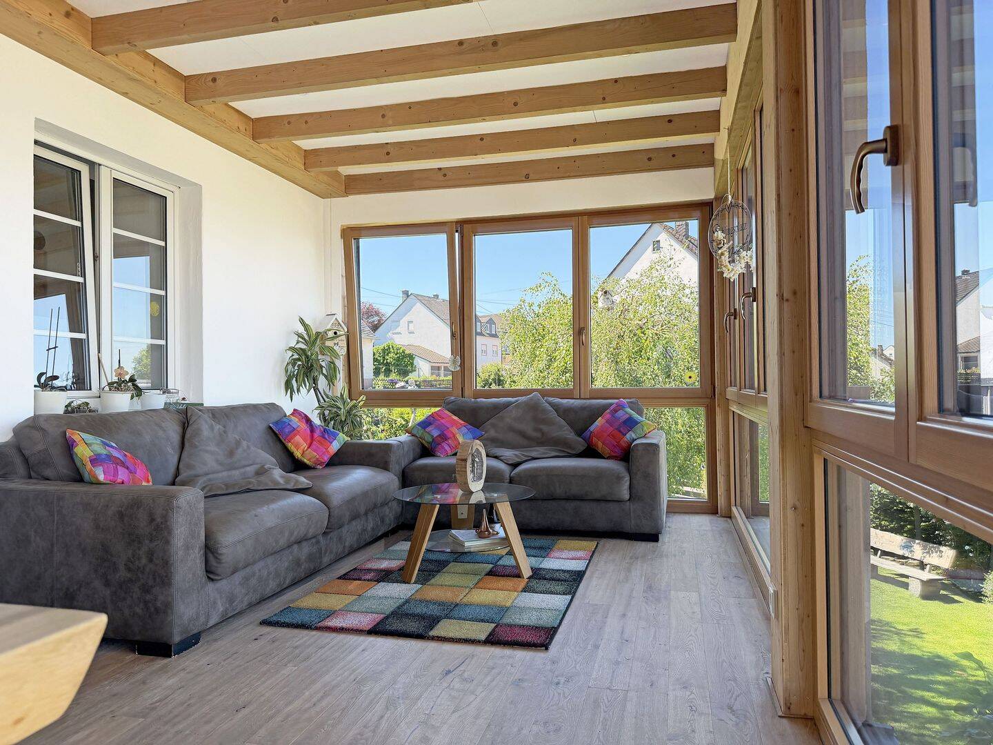 Modernisiertes Einfamilienhaus mit Anbau, Doppelgarage und großem Garten – Osburg – Vorschaubild 6