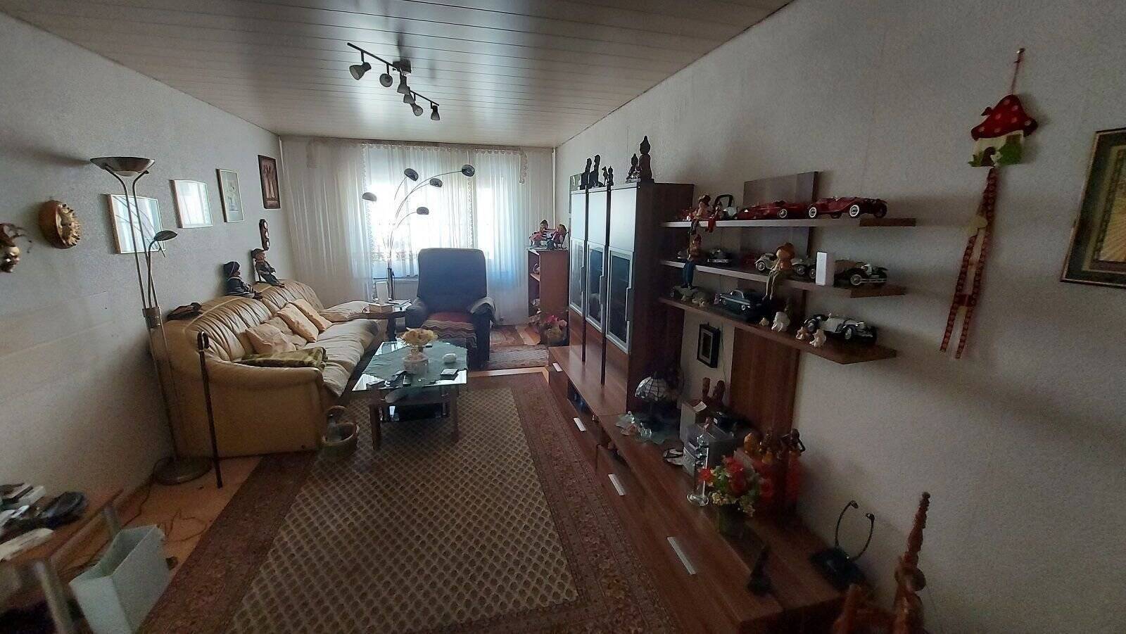 Einfamilienhaus mit Garten in Saarlouis-Roden – Saarlouis – Vorschaubild 2