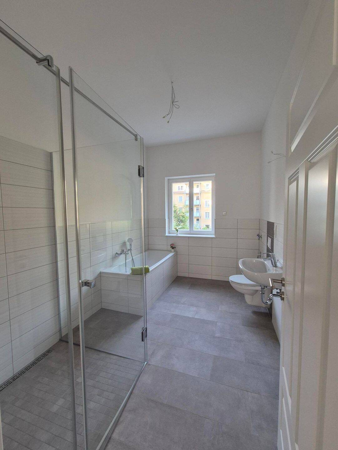 Helle und geräumige Wohnung mit Aufzug in Löbau – Löbau – Vorschaubild 8