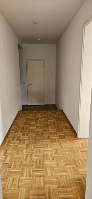 Einziehen und Wohlfühlen: 2-Zimmer-Wohnung mit Balkon – 1219 Dresden – Vorschaubild 5