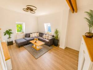 Stilvolle Eigentumswohnung mit großzügiger Dachterrasse und zwei Stellplätzen – 51429 Bergisch Gladbach – Vorschaubild 3