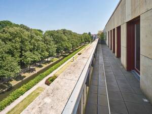 UNIKAT - LUXUSPENTHOUSE MIT BLICK IN DEN HOFGARTEN – 40211 Düsseldorf – Vorschaubild 2
